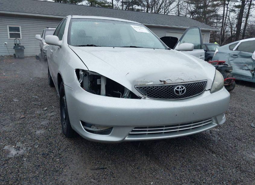 Photo 6 of 2005 Toyota Camry SE (VIN 4T1BE32K95U396306)