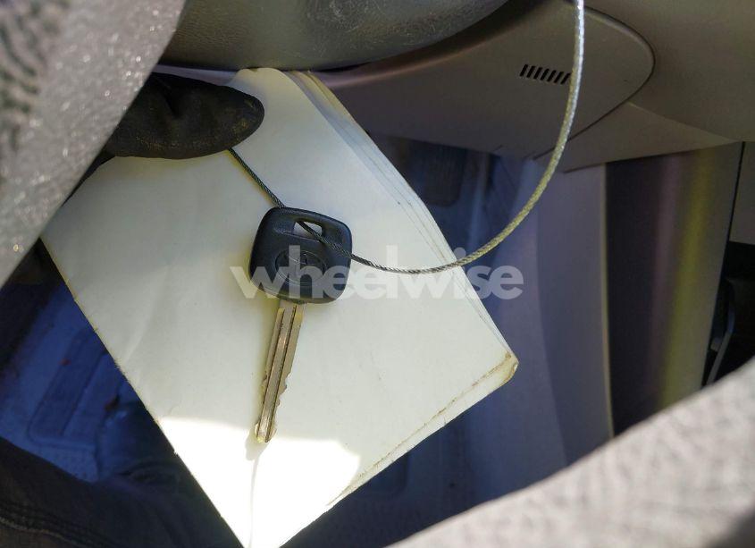 Photo 11 of 2005 Toyota Camry LE (VIN 4T1BE32K95U536077)