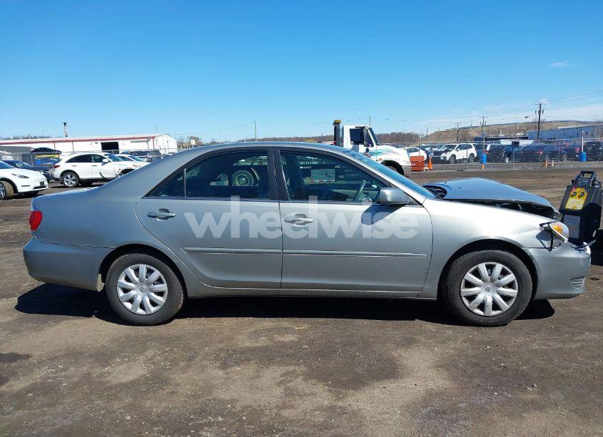 Photo 13 of 2005 Toyota Camry LE (VIN 4T1BE32K95U536077)