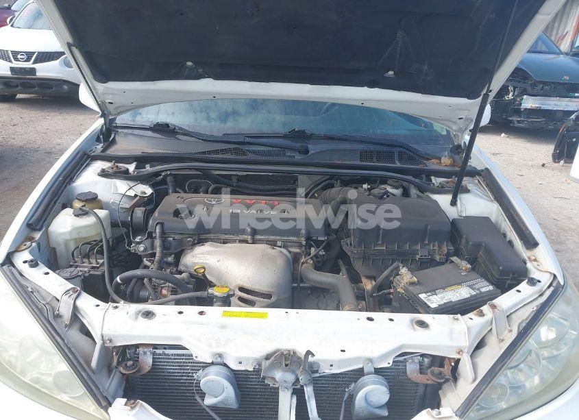 Photo 10 of 2005 Toyota Camry SE (VIN 4T1BE32K95U538752)