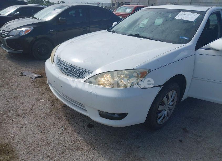 Photo 13 of 2005 Toyota Camry SE (VIN 4T1BE32K95U538752)