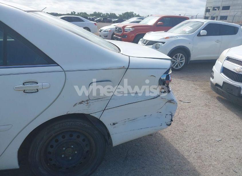 Photo 6 of 2005 Toyota Camry SE (VIN 4T1BE32K95U538752)