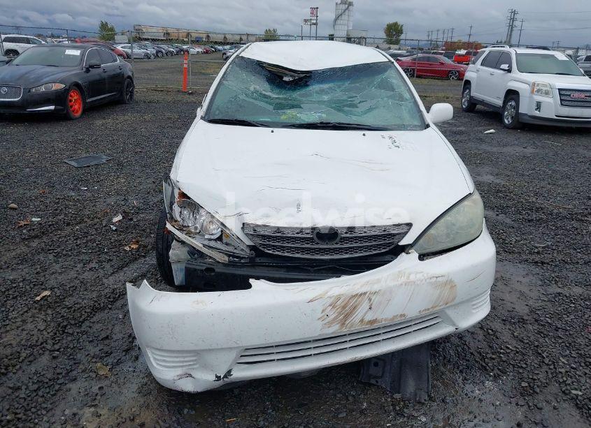 Photo 6 of 2005 Toyota Camry LE (VIN 4T1BE32K95U553445)