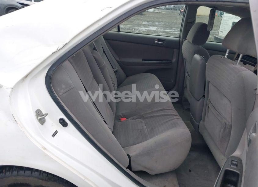 Photo 8 of 2005 Toyota Camry LE (VIN 4T1BE32K95U553445)
