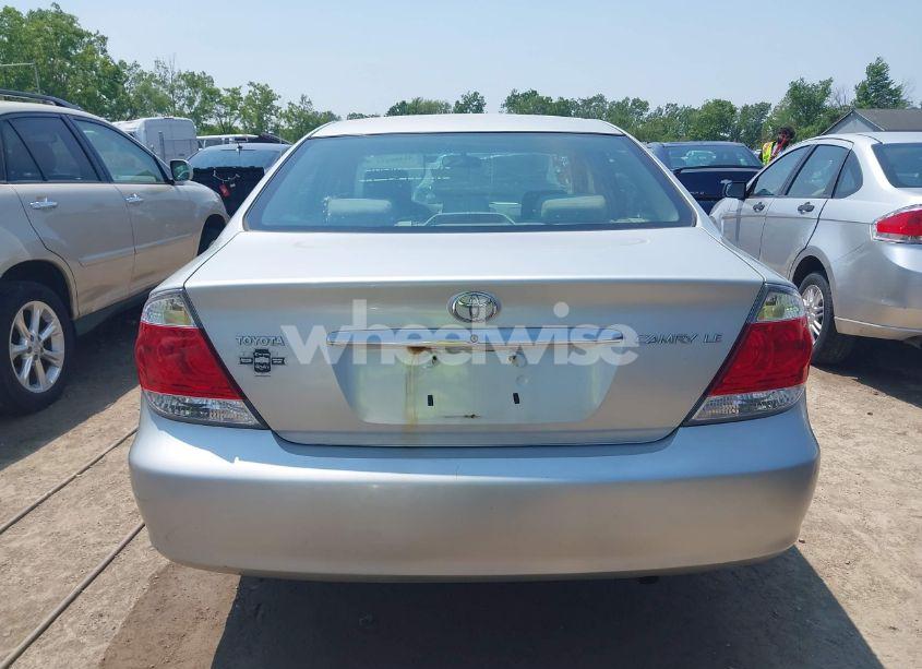 Photo 16 of 2005 Toyota Camry LE (VIN 4T1BE32K95U563280)