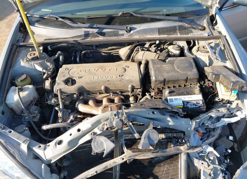 Photo 10 of 2005 Toyota Camry LE (VIN 4T1BE32K95U621212)