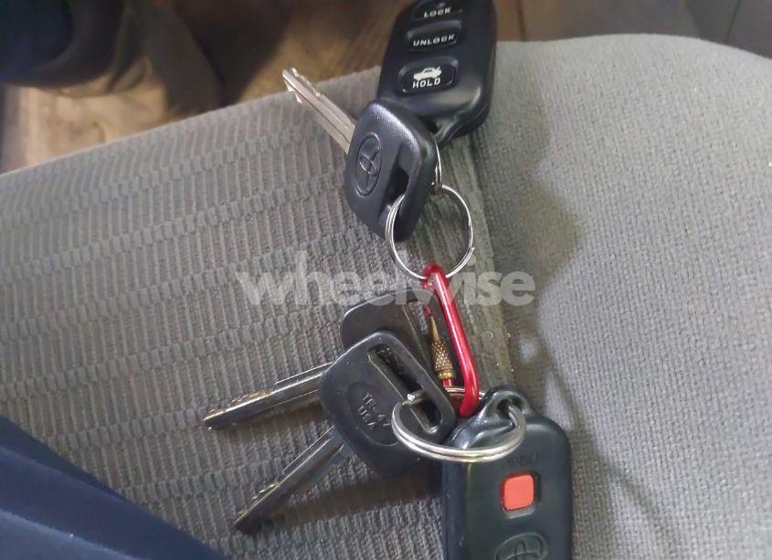 Photo 11 of 2005 Toyota Camry LE (VIN 4T1BE32K95U633618)