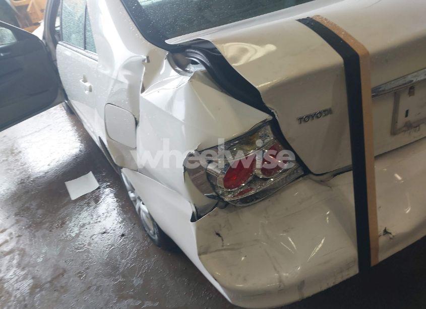 Photo 6 of 2005 Toyota Camry LE (VIN 4T1BE32K95U633618)