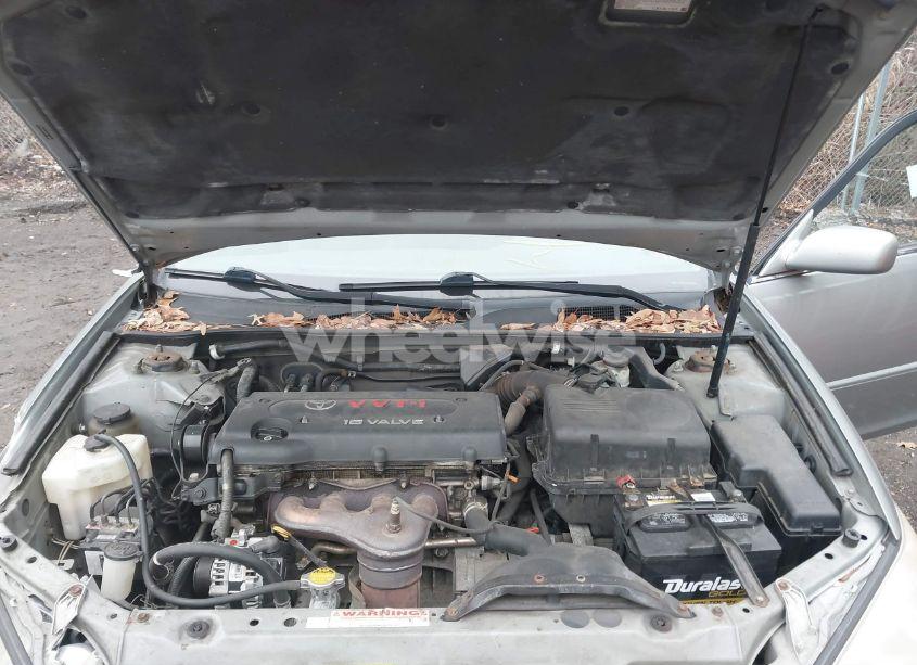 Photo 10 of 2005 Toyota Camry LE (VIN 4T1BE32K95U952355)