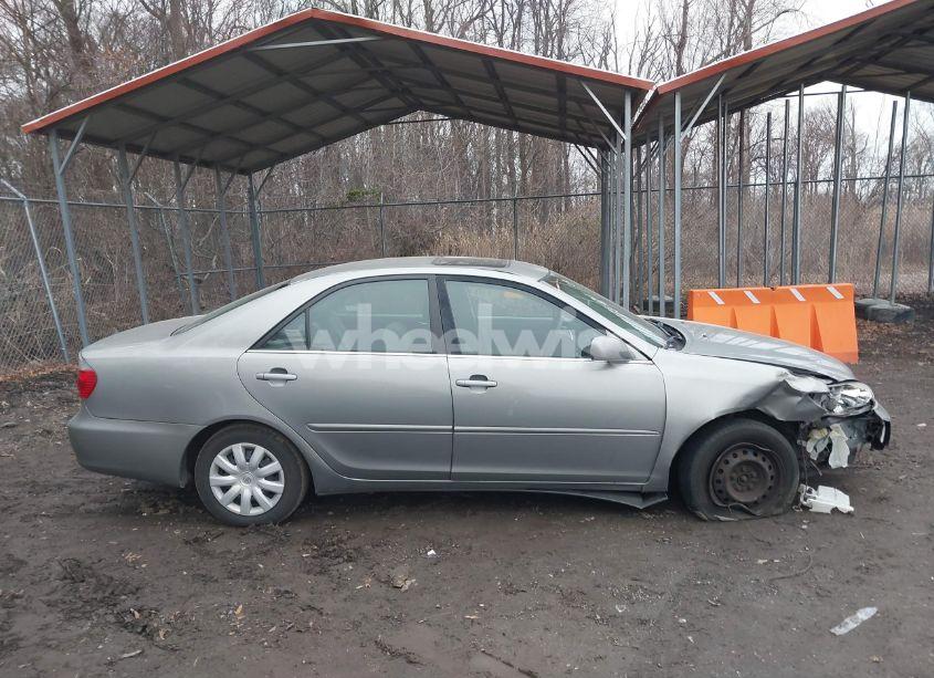 Photo 13 of 2005 Toyota Camry LE (VIN 4T1BE32K95U952355)