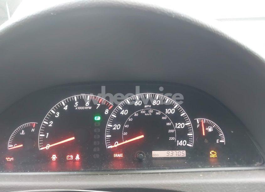 Photo 7 of 2005 Toyota Camry LE (VIN 4T1BE32K95U952355)