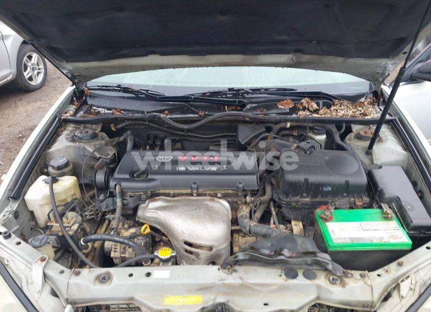 Photo 10 of 2005 Toyota Camry STD (VIN 4T1BE32K95U969317)