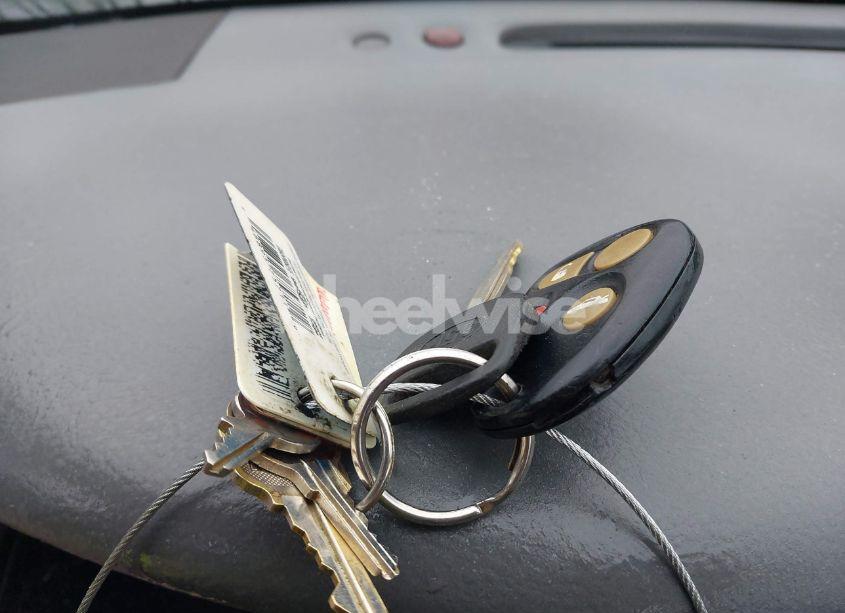 Photo 11 of 2005 Toyota Camry STD (VIN 4T1BE32K95U969317)