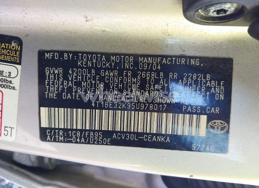 Photo 9 of 2005 Toyota Camry STD (VIN 4T1BE32K95U978017)