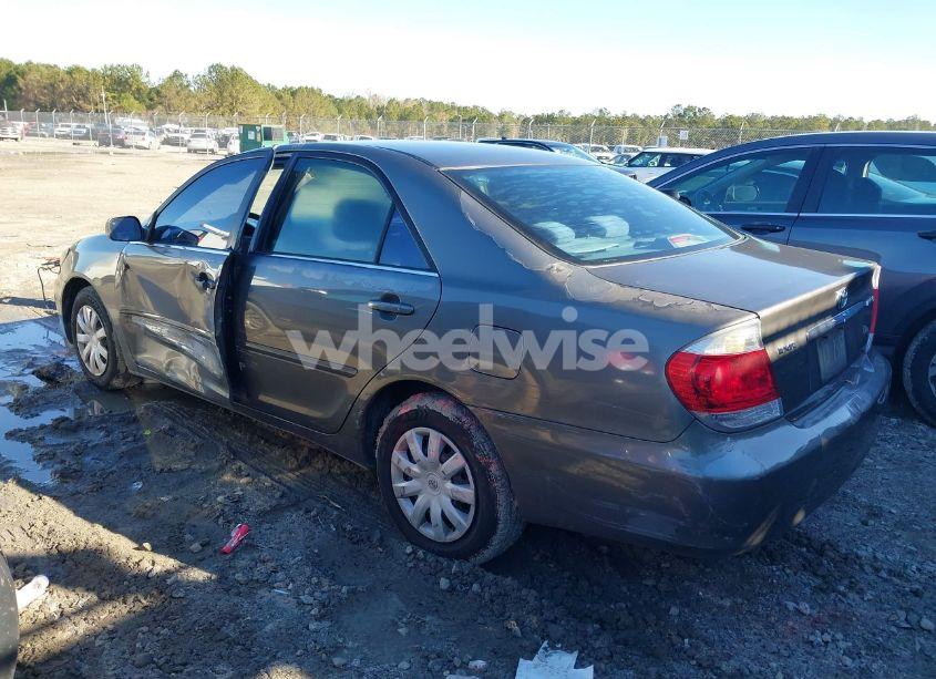 Photo 14 of 2005 Toyota Camry LE (VIN 4T1BE32K95U980351)