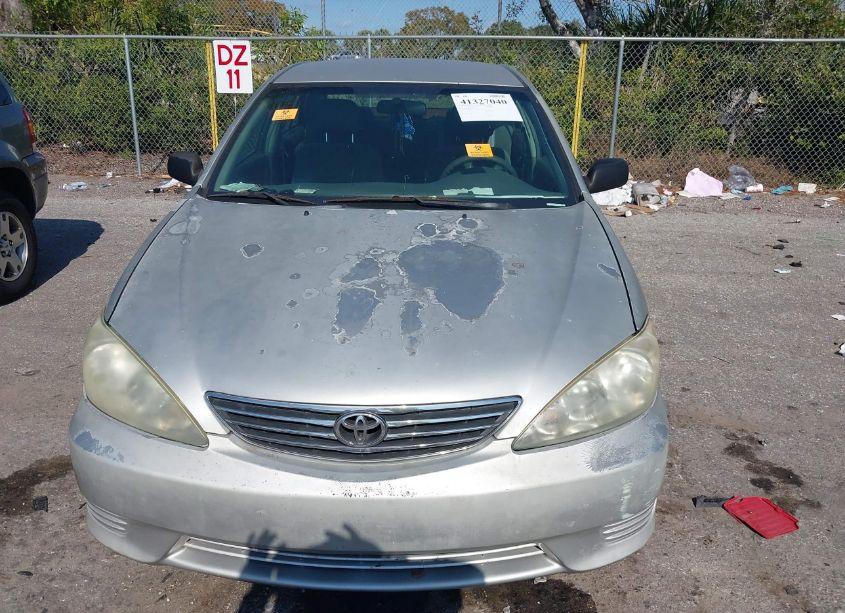 Photo 12 of 2006 Toyota Camry STD (VIN 4T1BE32K96U104722)