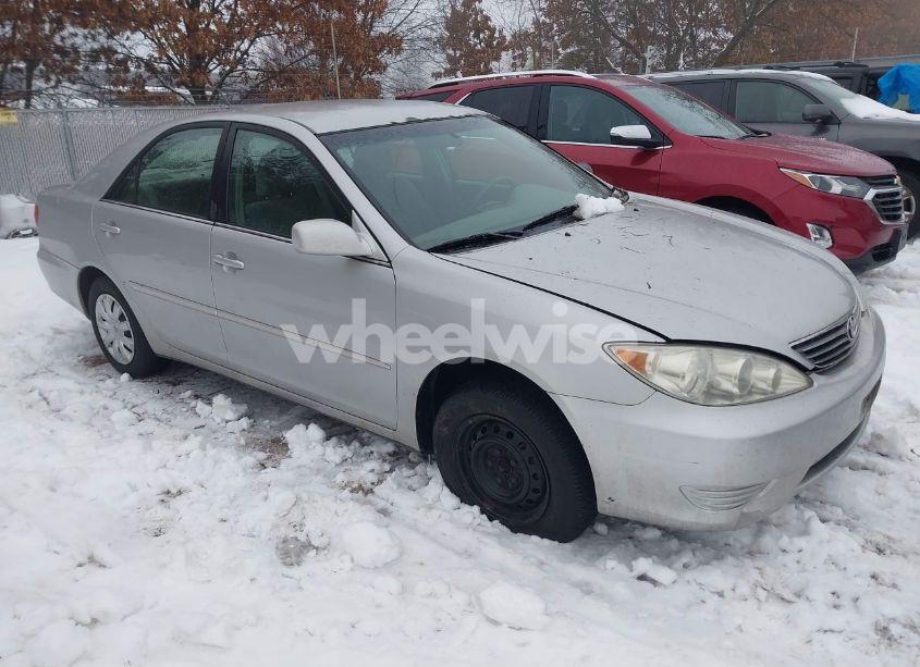 2006 Toyota Camry LE (VIN 4T1BE32K96U151507) main photo