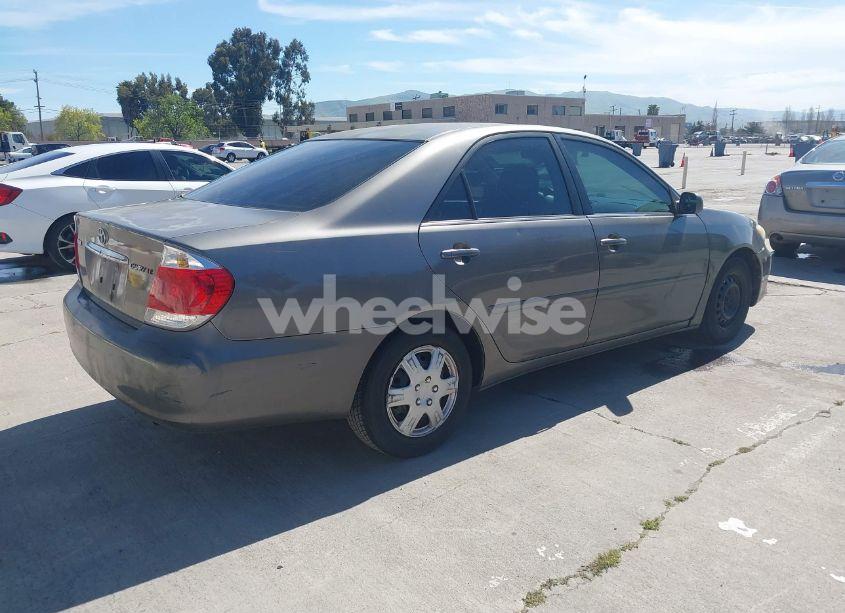 Photo 4 of 2006 Toyota Camry LE (VIN 4T1BE32K96U648038)