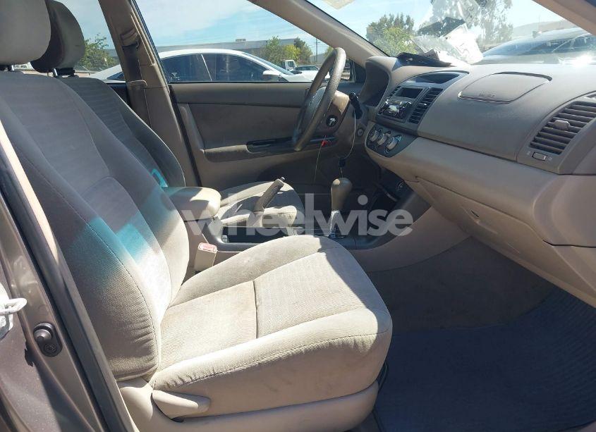 Photo 5 of 2006 Toyota Camry LE (VIN 4T1BE32K96U648038)