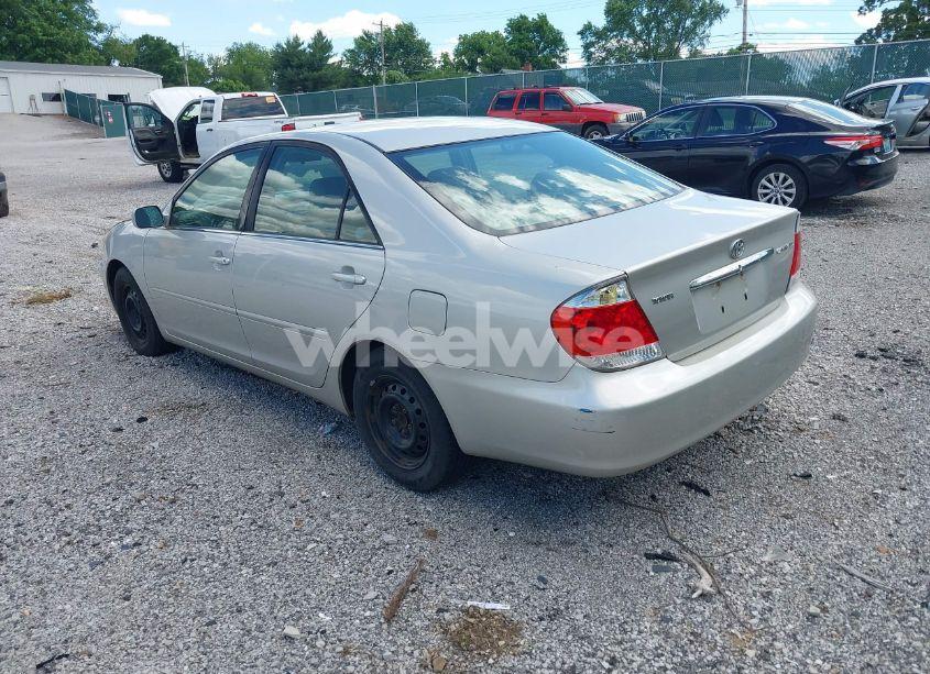 Photo 3 of 2006 Toyota Camry LE/SE/STD/XLE (VIN 4T1BE32K96U669942)