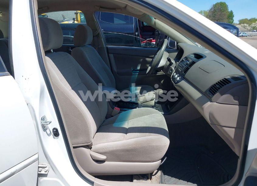 Photo 5 of 2006 Toyota Camry LE (VIN 4T1BE32K96U686000)