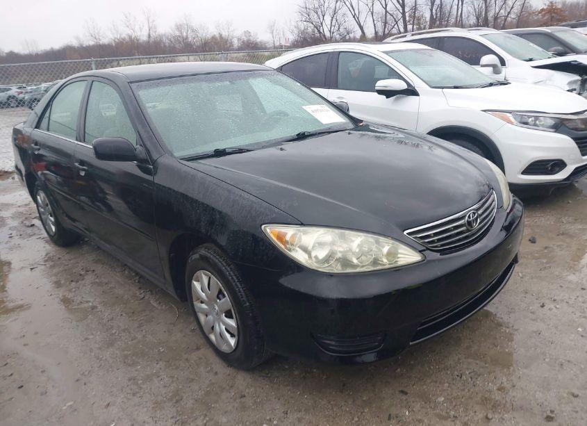 2006 Toyota Camry LE (VIN 4T1BE32K96U705337) main photo