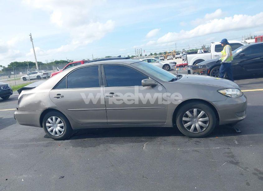 Photo 13 of 2006 Toyota Camry LE (VIN 4T1BE32K96U719755)