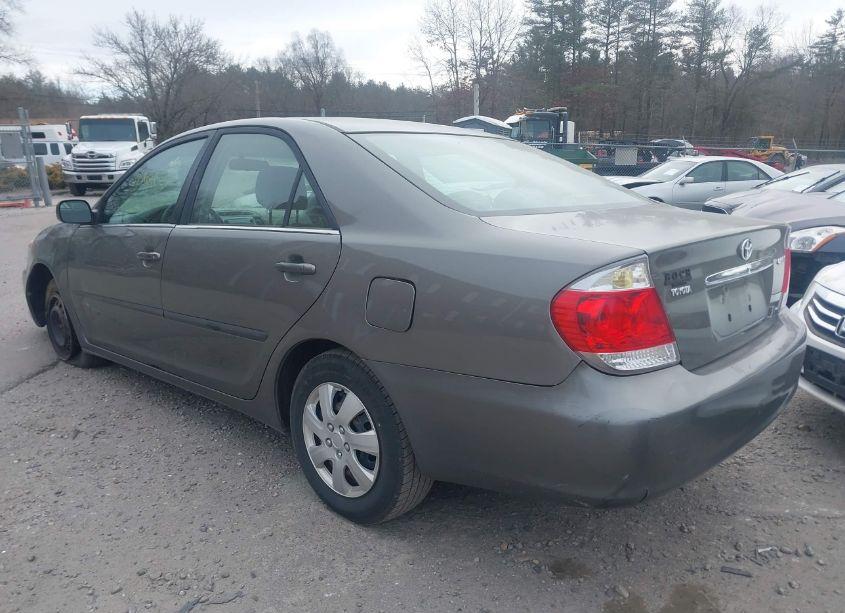 Photo 3 of 2006 Toyota Camry STD (VIN 4T1BE32K96U726561)