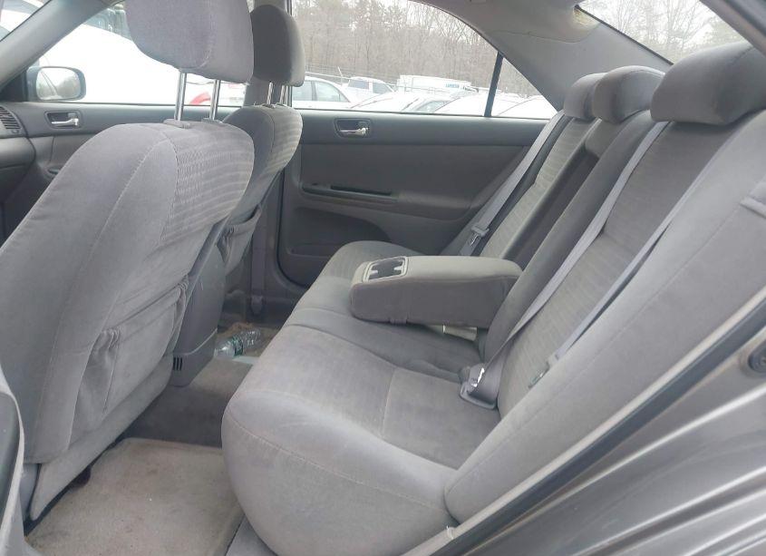 Photo 8 of 2006 Toyota Camry STD (VIN 4T1BE32K96U726561)