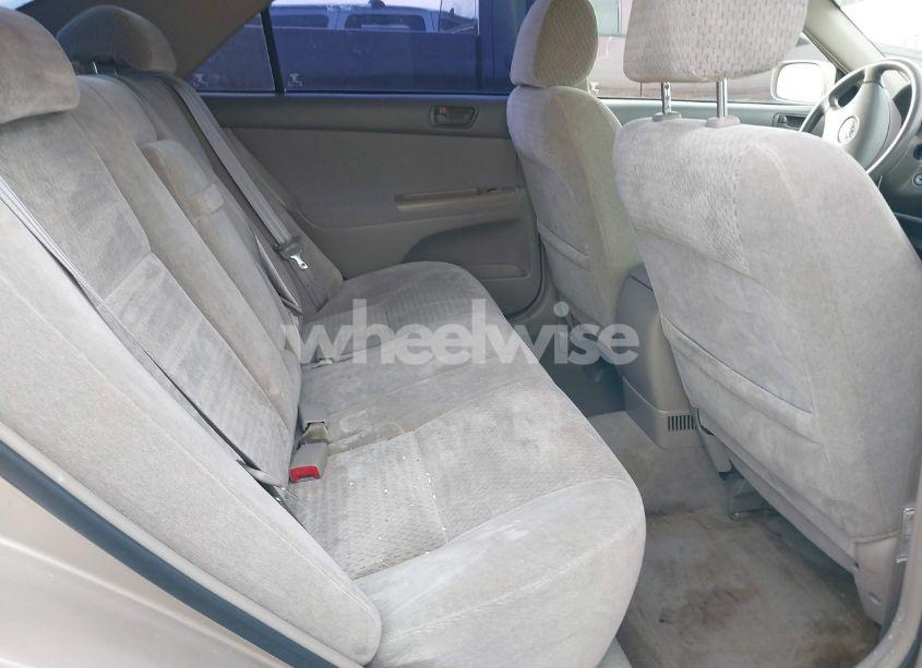 Photo 8 of 2002 Toyota Camry LE (VIN 4T1BE32KX2U023271)