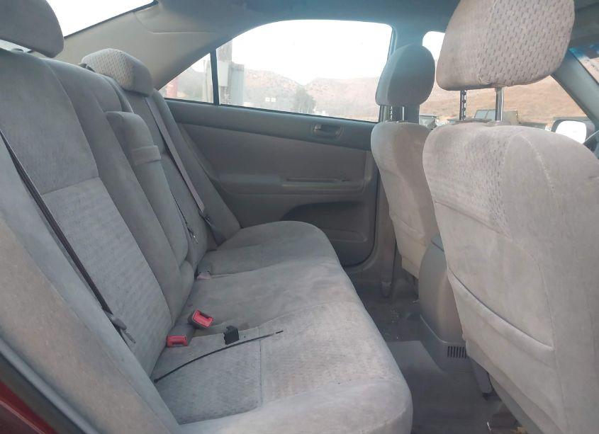 Photo 8 of 2002 Toyota Camry LE (VIN 4T1BE32KX2U057260)