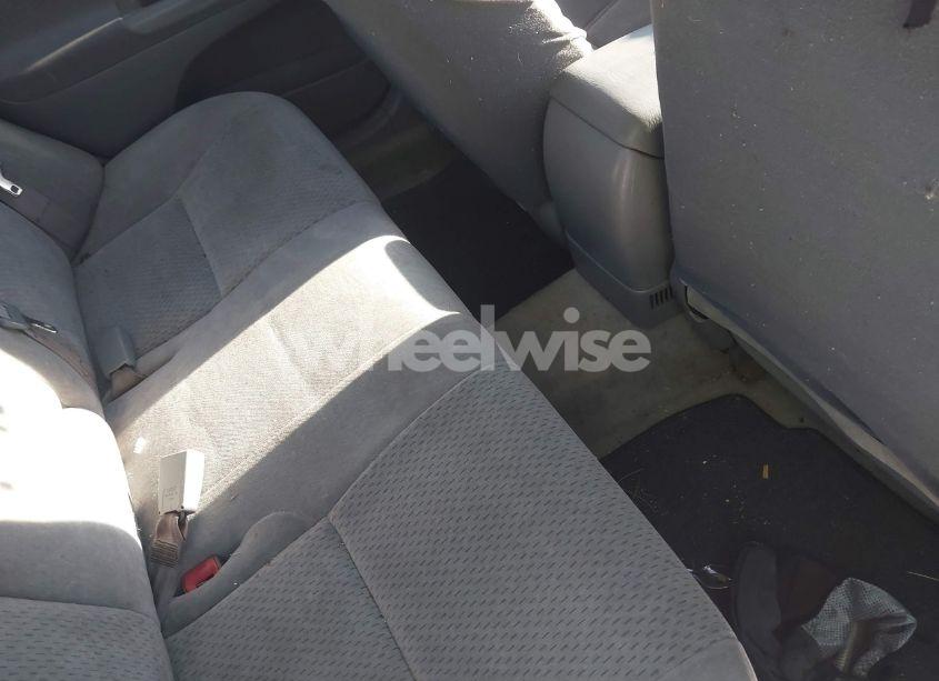 Photo 8 of 2002 Toyota Camry LE (VIN 4T1BE32KX2U072051)