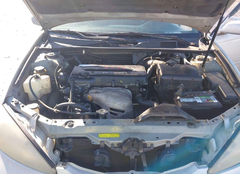 Photo 10 of 2002 Toyota Camry LE (VIN 4T1BE32KX2U081705)