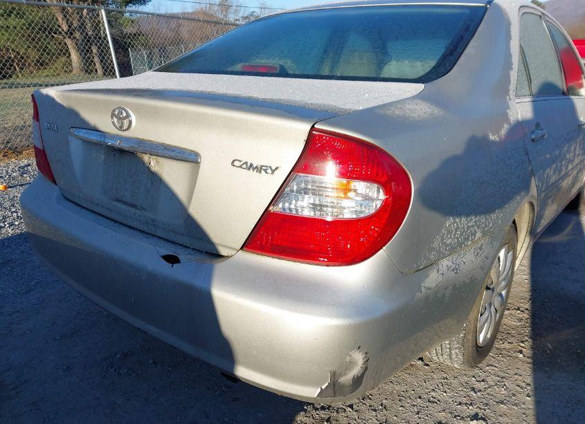Photo 14 of 2002 Toyota Camry LE (VIN 4T1BE32KX2U089030)