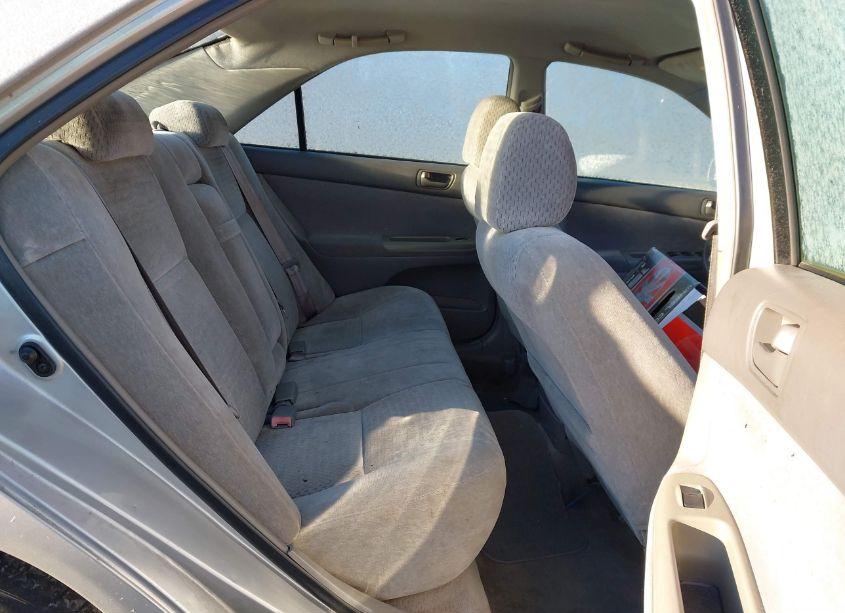 Photo 8 of 2002 Toyota Camry LE (VIN 4T1BE32KX2U089030)