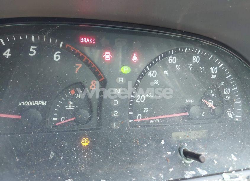 Photo 7 of 2002 Toyota Camry LE (VIN 4T1BE32KX2U094065)