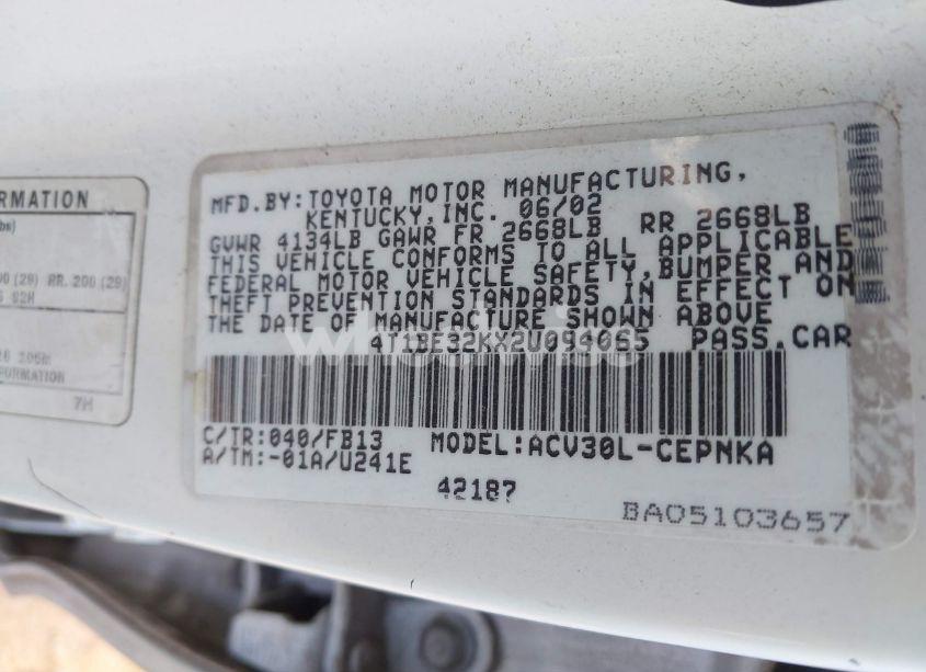 Photo 9 of 2002 Toyota Camry LE (VIN 4T1BE32KX2U094065)