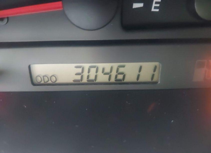 Photo 7 of 2002 Toyota Camry LE (VIN 4T1BE32KX2U518294)