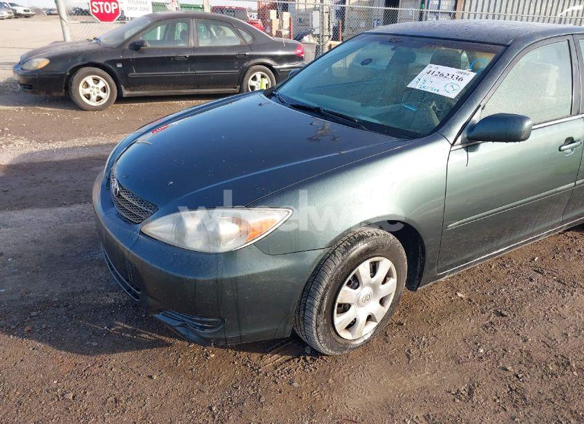 Photo 6 of 2002 Toyota Camry LE (VIN 4T1BE32KX2U532244)