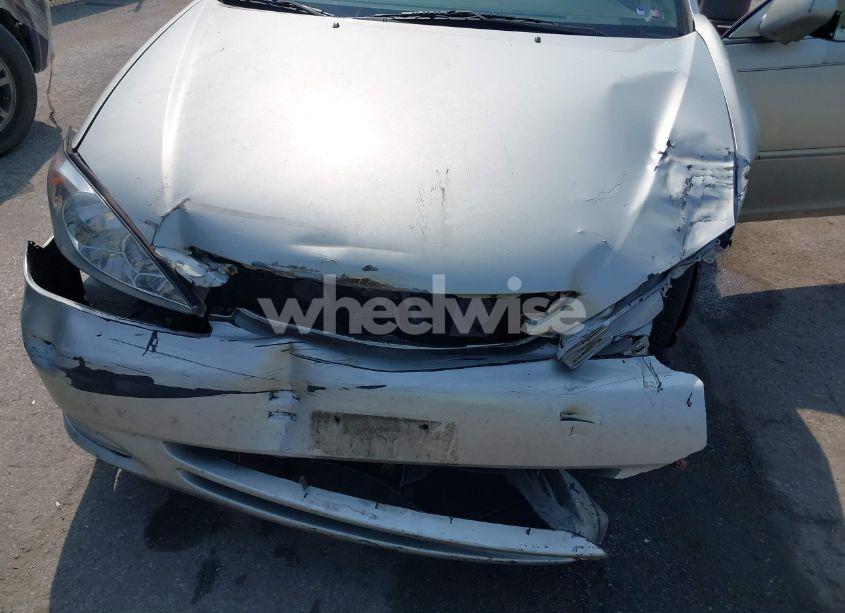 Photo 18 of 2002 Toyota Camry LE (VIN 4T1BE32KX2U552087)