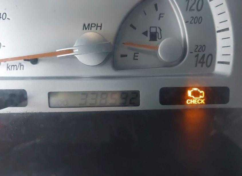 Photo 7 of 2002 Toyota Camry SE (VIN 4T1BE32KX2U568791)