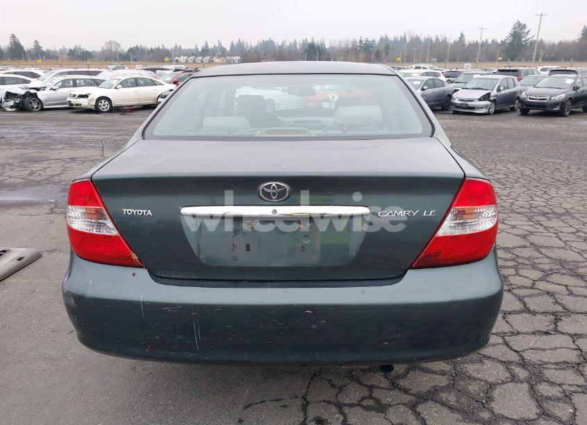 Photo 17 of 2002 Toyota Camry LE (VIN 4T1BE32KX2U588166)