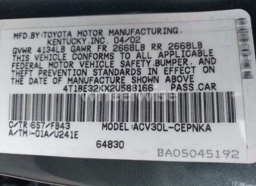 Photo 9 of 2002 Toyota Camry LE (VIN 4T1BE32KX2U588166)