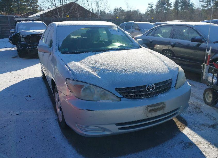 Photo 6 of 2002 Toyota Camry LE (VIN 4T1BE32KX2U630139)