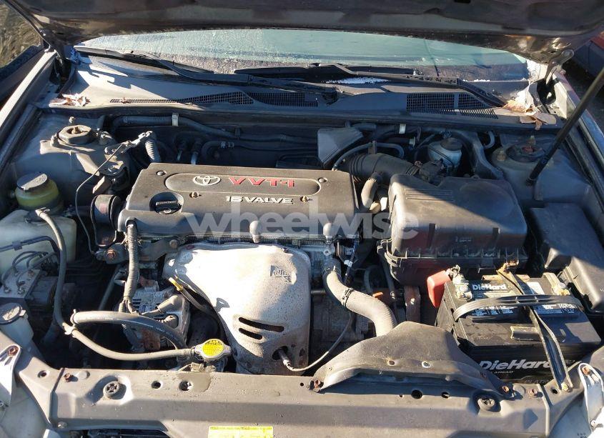 Photo 10 of 2002 Toyota Camry LE (VIN 4T1BE32KX2U640749)