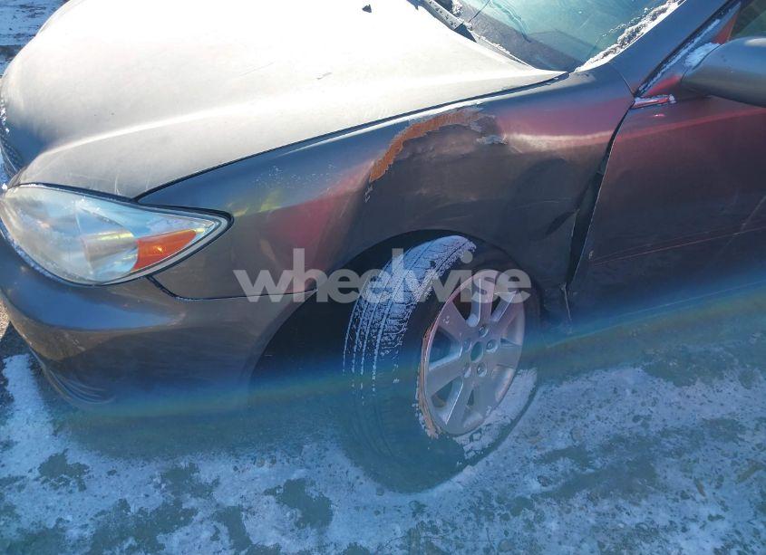 Photo 6 of 2002 Toyota Camry LE (VIN 4T1BE32KX2U640749)