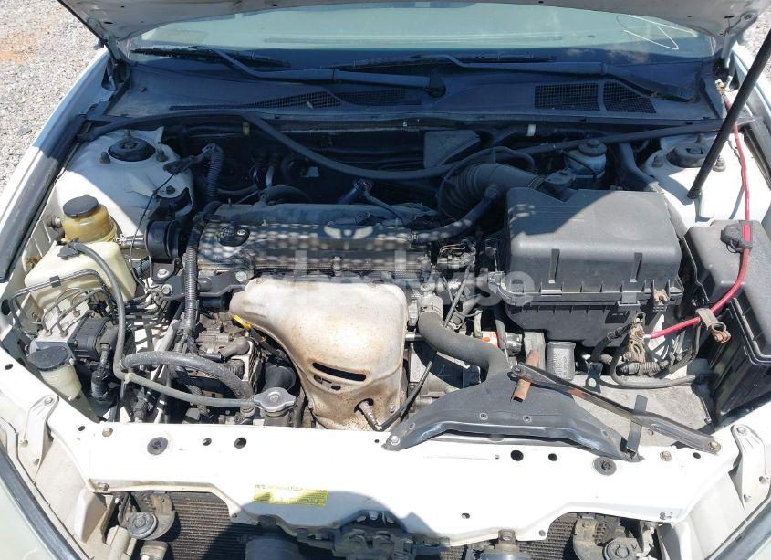 Photo 10 of 2003 Toyota Camry XLE (VIN 4T1BE32KX3U140415)