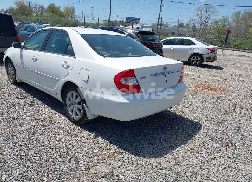 Photo 3 of 2003 Toyota Camry XLE (VIN 4T1BE32KX3U140415)