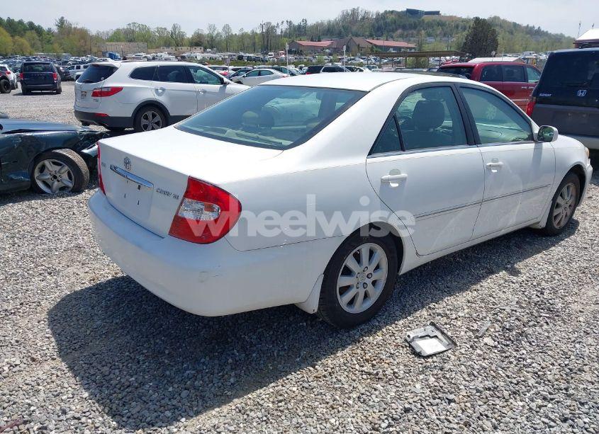 Photo 4 of 2003 Toyota Camry XLE (VIN 4T1BE32KX3U140415)