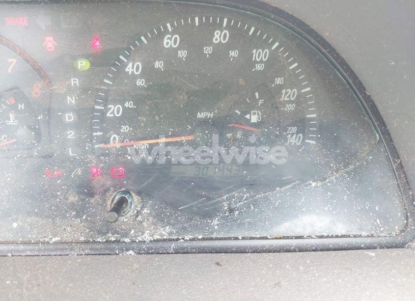 Photo 7 of 2003 Toyota Camry LE (VIN 4T1BE32KX3U144402)